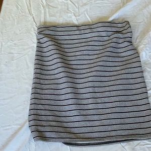 White and black skirt loft